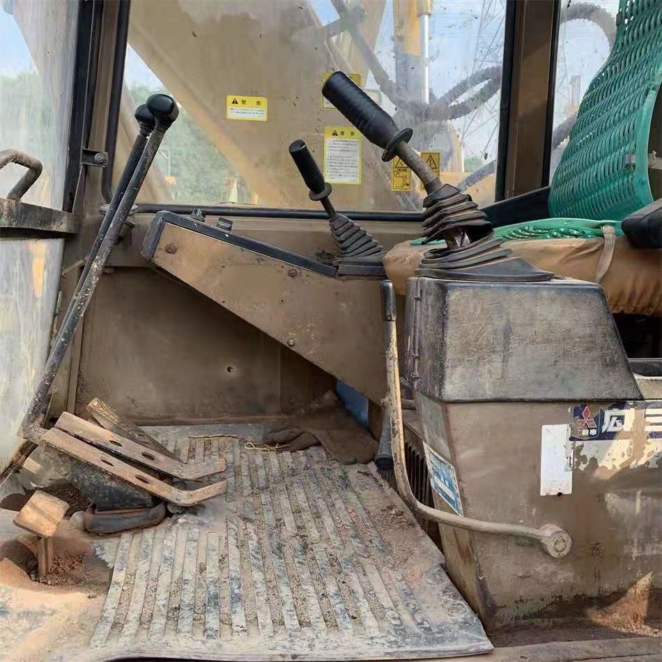 0.58m3 Bucket E120B Crawler CAT 12 Ton Excavator