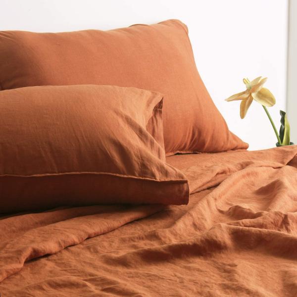 Create a Cozy Bedroom with Our All-Season 100% French Linen Sheet Set Stone