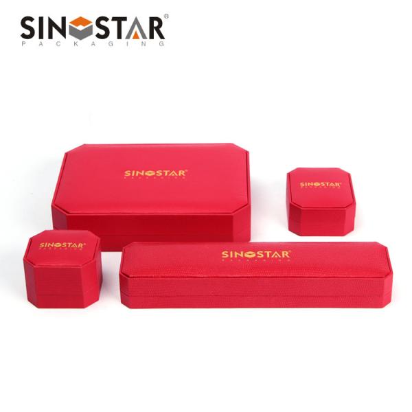 Plastic Jewelry Box with Simple Jewelry Storage and Removable Tray for Simple