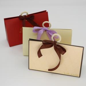 Wholesale Exquisite wedding gift packaging ribbon box Valentine's Day candy gift box with handle from china suppliers