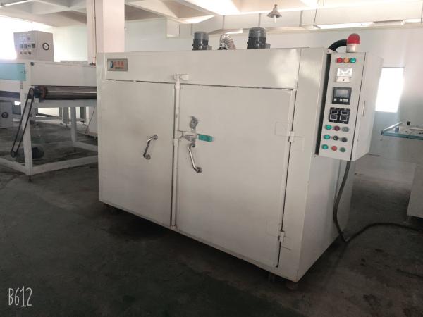 One Year Constant Temperature Oven with Exterior Dimensions 600mm X 600mm X