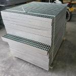 Various Bar Shapes Serrated Type Grating Hot Dip Galvanized Stainless Steel