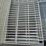 Hot Dip Steel Grating Galvanized Platform Load Bearing Machine Pressure Welded