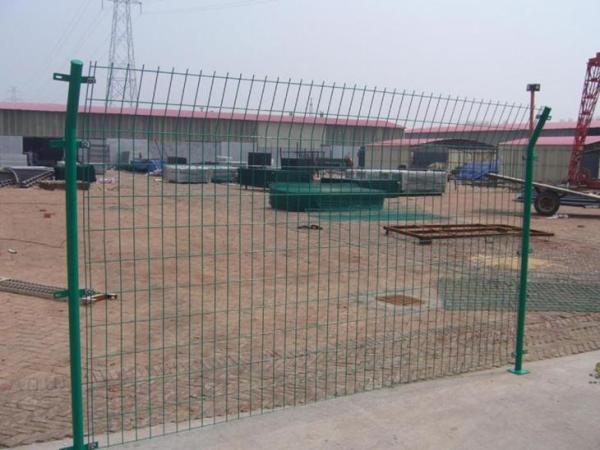 China factory,galvanized welded wire mesh for fence/welded framed fence ISO