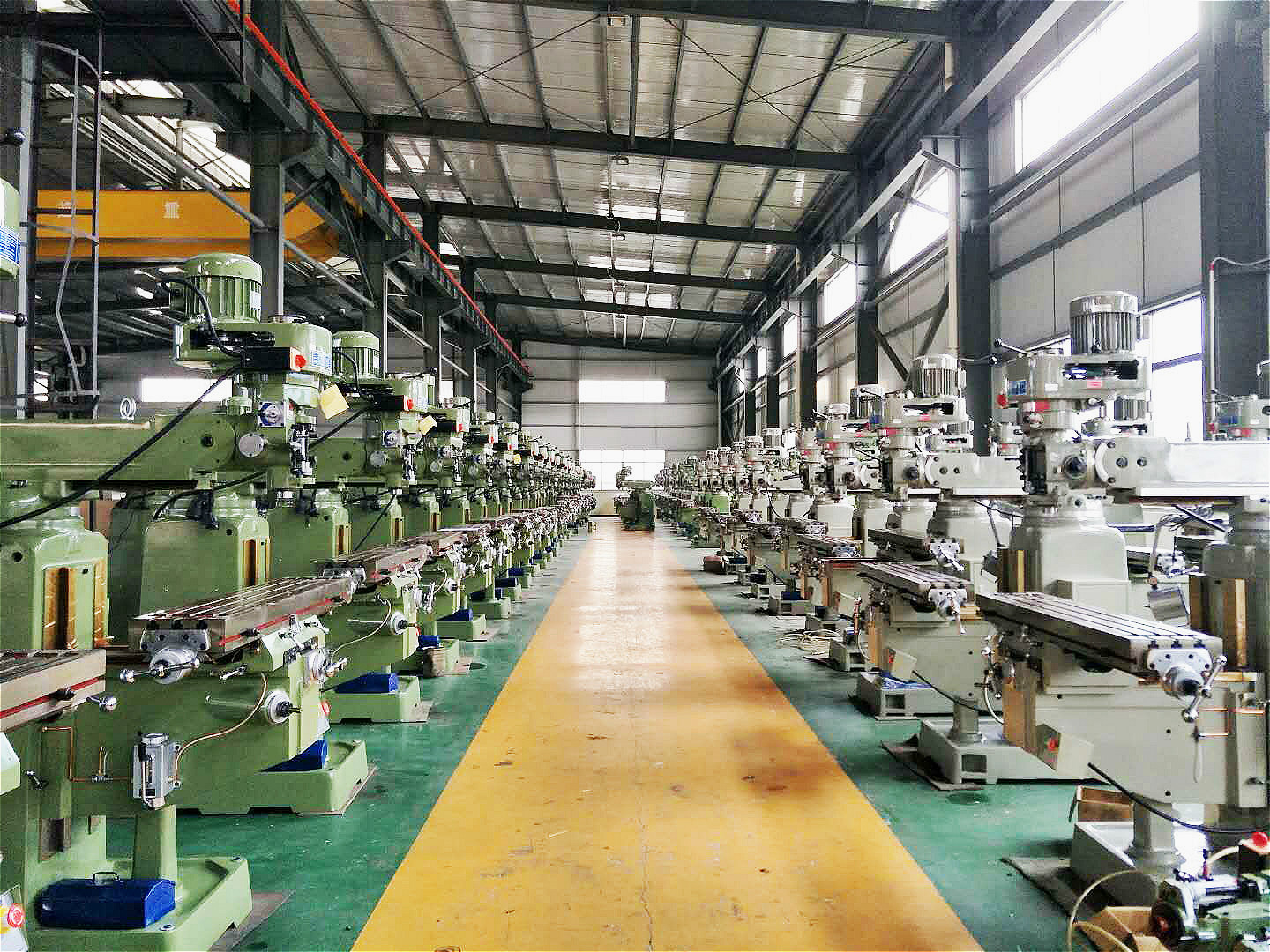 Turret Milling Machine