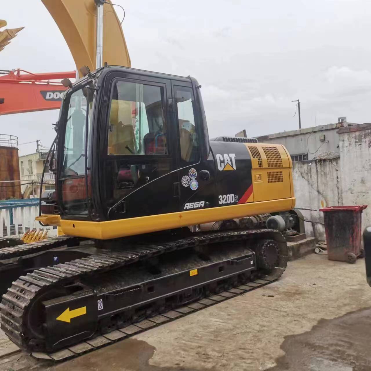 21 Ton Operating Weight 320D Excavator 103 kW Power for Heavy-Duty Construction Work