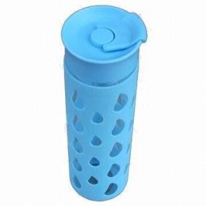 Wholesale Colorful Single-wall Glass Water Bottle with Silicone Coating, Various Designs are Available from china suppliers