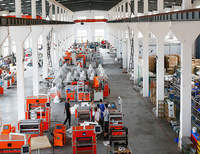 380v Car Air Filter Making Machine 1800X1030X900mm Paper pleaeting