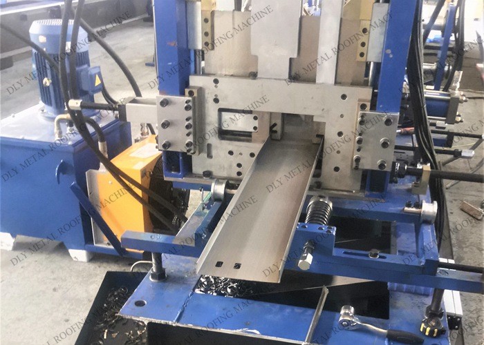 C U Z Automatic C Purlin Roll Forming Machine 80mm Purlin Machine