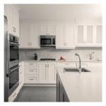Artificial Quartz Countertop High End Kitchen Cabinet for Luxurious Apartment