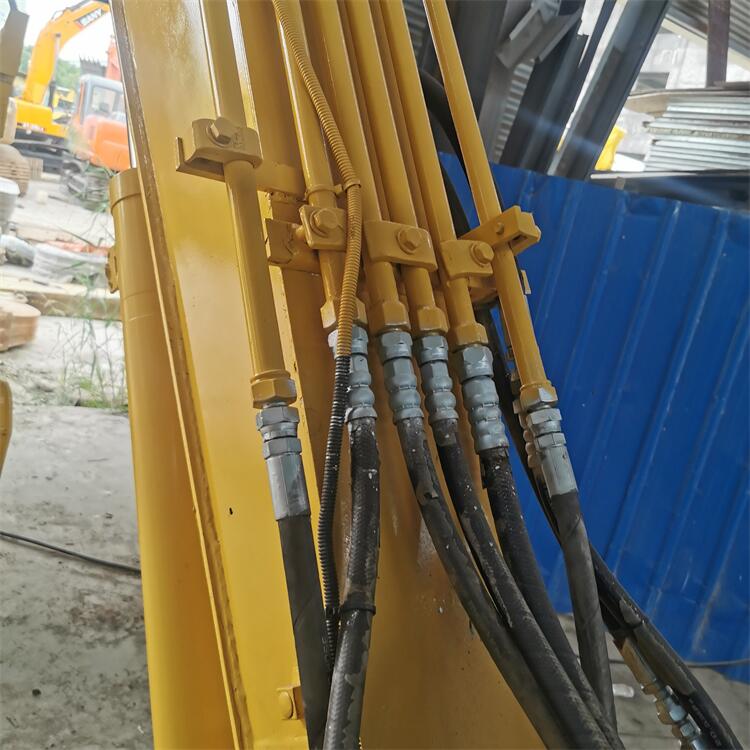 Original Hydraulic Cylinder Komatsu PC55MR 5.5Ton Japanese Excavator 1600 Working Hours