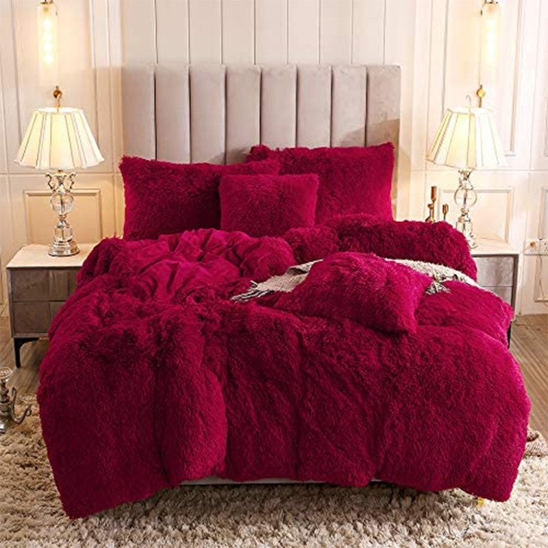 Crystal Velvet Plush Fluffy Bedding Four-piece Set Comforter with 100% Polyester Fibre