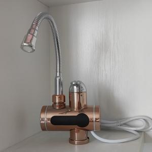 Wholesale Convenient Digital Control Electric Faucet Deck Mount IPX4 For Sink from china suppliers