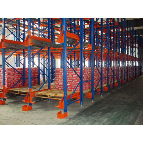 China TUV certificated radio shuttle racks with CE certificated pallet runner on sale