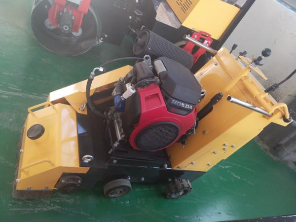 Speed 3000rpm Concrete Scarifier Machine / 24HP Road Milling Machine With Honda