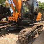Crawler Chain Moving type 22 ton used hyundai r220 excavator in Shanghai