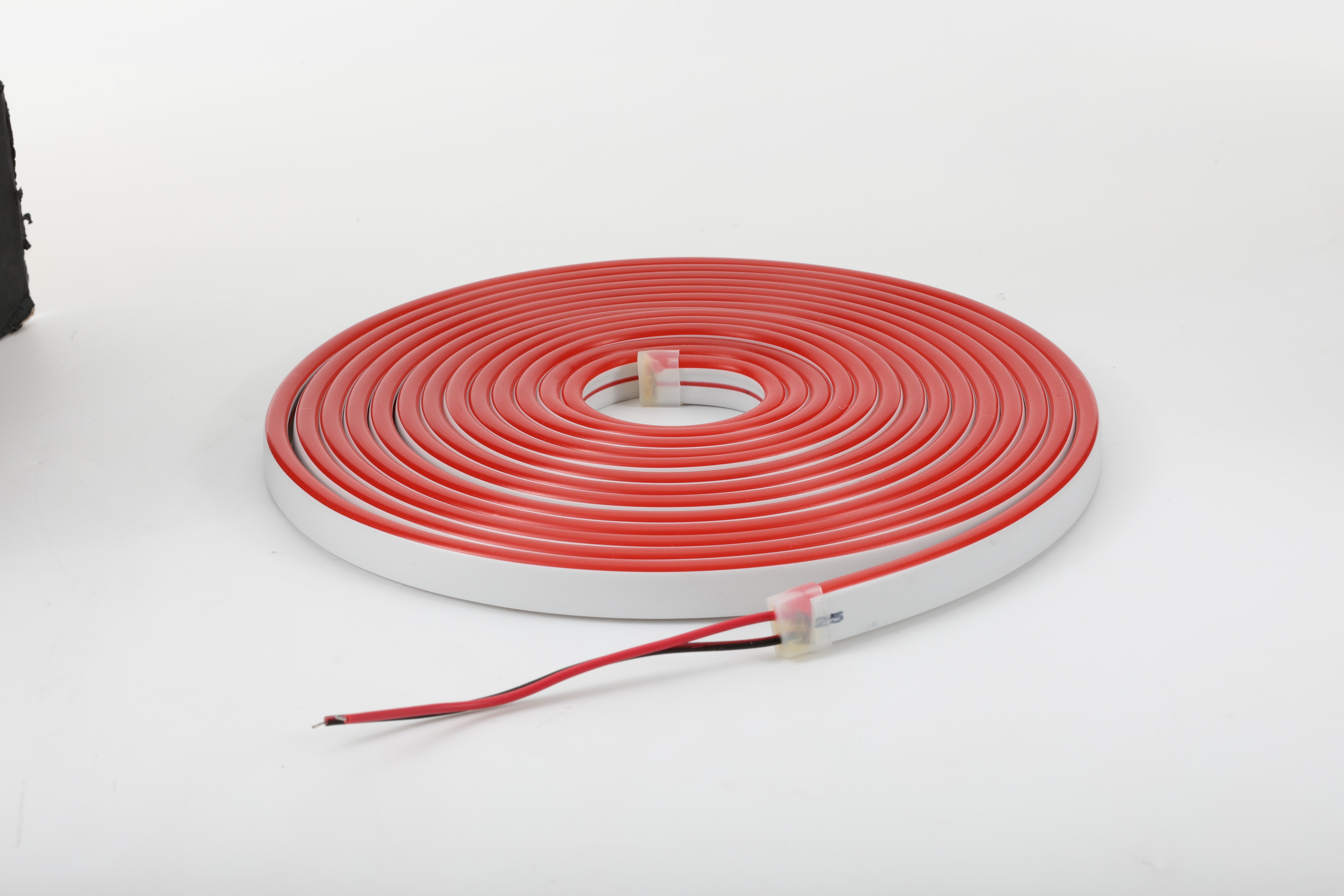 Red 6 X 12mm IP65 Single Neon Light DC 12V Flex LED Strip Lights Neon For Sign Decorate