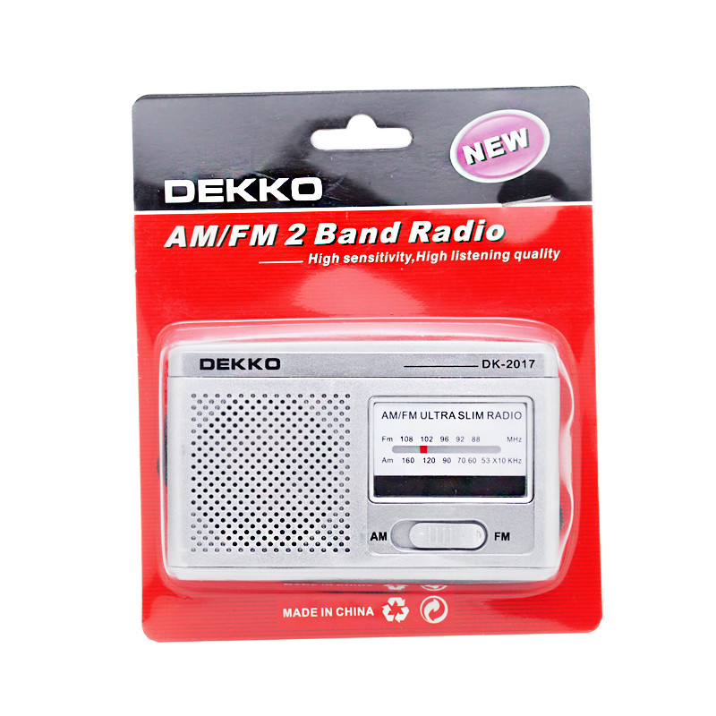 Universal General Electric Portable AM FM Radio Receiver AM530 Classical Personal