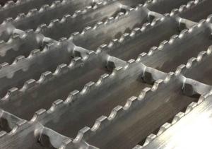 Wholesale Q235 Low Carbon Steel Walkway Grating Serrated Type For Stair Tread 25*5mm from china suppliers