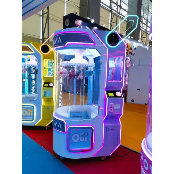 Coin Operated Prize Gift Game Machine Lucky Clip Machine 2 Players Arcade Game Vending Gift Machine For Sale