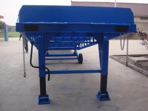 Wholesale DCQY6-0.5 Mobile Dock Leveler Loading Capacity 6000kg Length 7m CE Approved from china suppliers