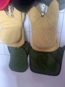 Wholesale Custom Kitchen Cooking Black Professional Pure Cotton Cooking Funny Oven Mitt from china suppliers