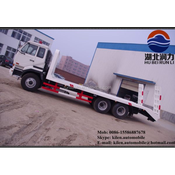 Ud Nissan 6x4 320hp DND3241CWB452H Flatbed Truck Euro 3 Emission Standard