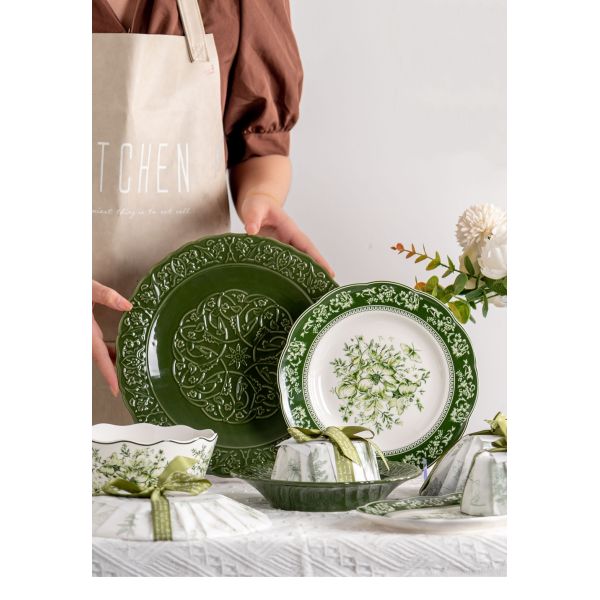 European And British Influence Green Porcelain Dinnerware Set For Sustainable Dining