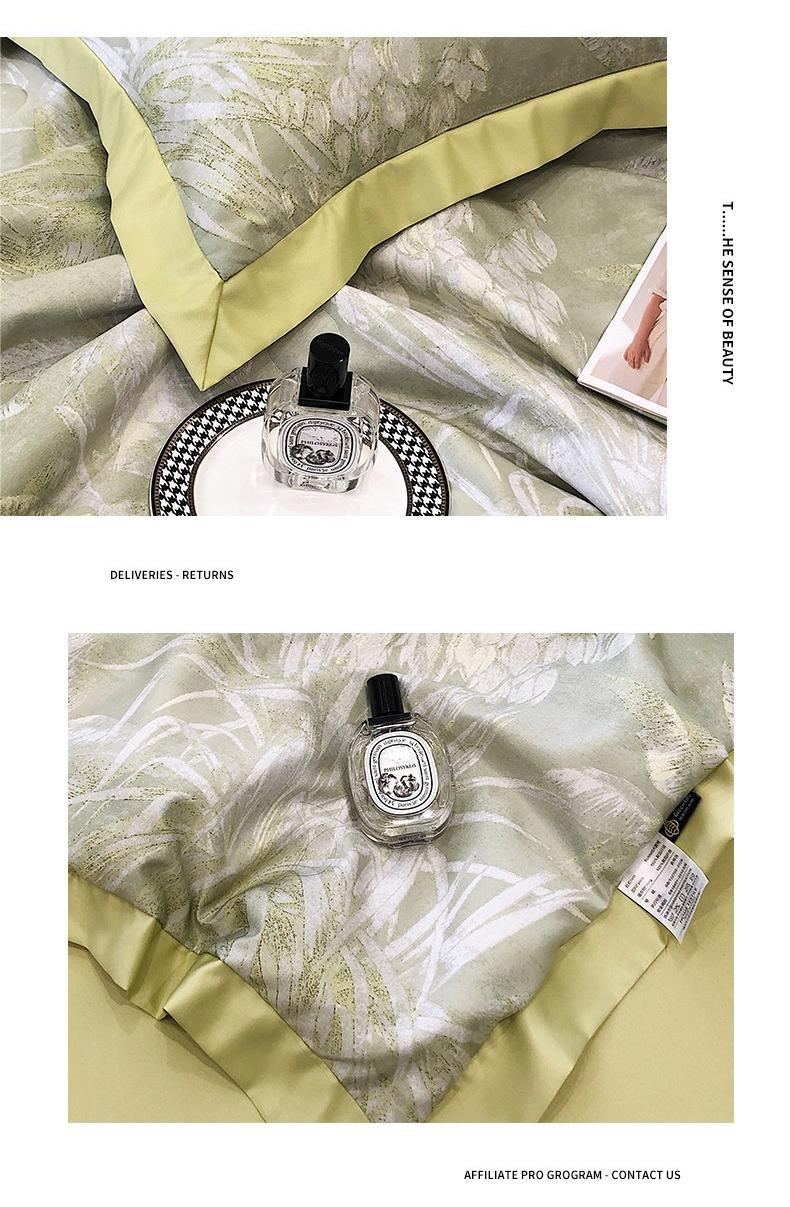 European Skin-Friendly Printing Summer Quilt Set of Four in Smooth Ice Silk Gift Quilt