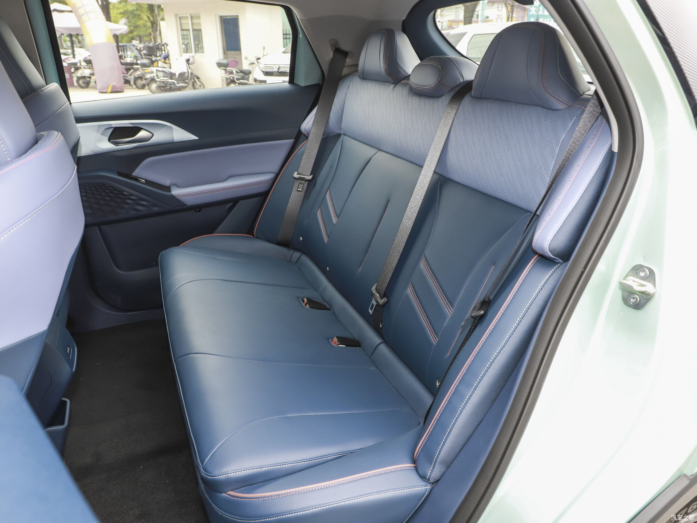 Geely Geometry E Chinese Electric SUV MINI SUV 301KM-401KM