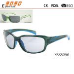 2017 new style sports sunglasses ,made of plastic, suitable for men
