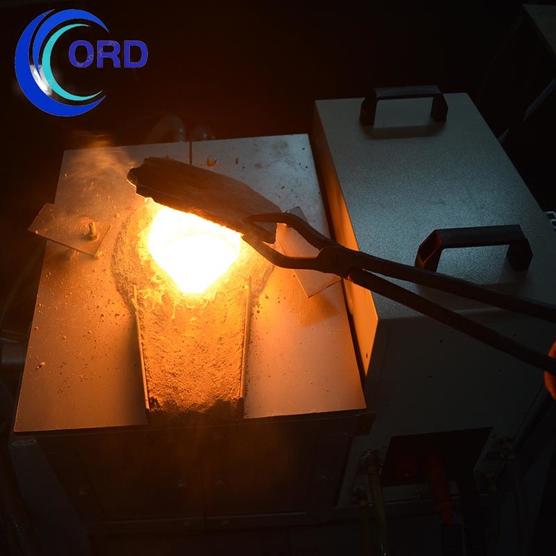1650℃ Easy To Operate Induction Melting Furnace 1-20KHz Frequency 60KW