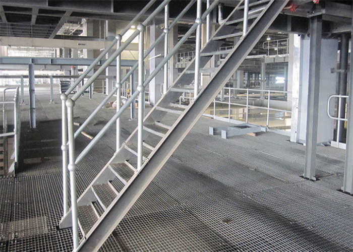 Welded Catwalk Steel Grating Plate 32x5 For Chemical Plants Oil Refineries