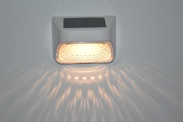 Outdoor IP67 Waterproof Yard Terrace Decoration Light Wall Lamp Solar Garden
