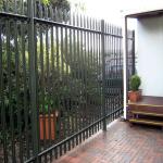 Customized heavy duty palisade fence panels curved top palisade fencing W shape
