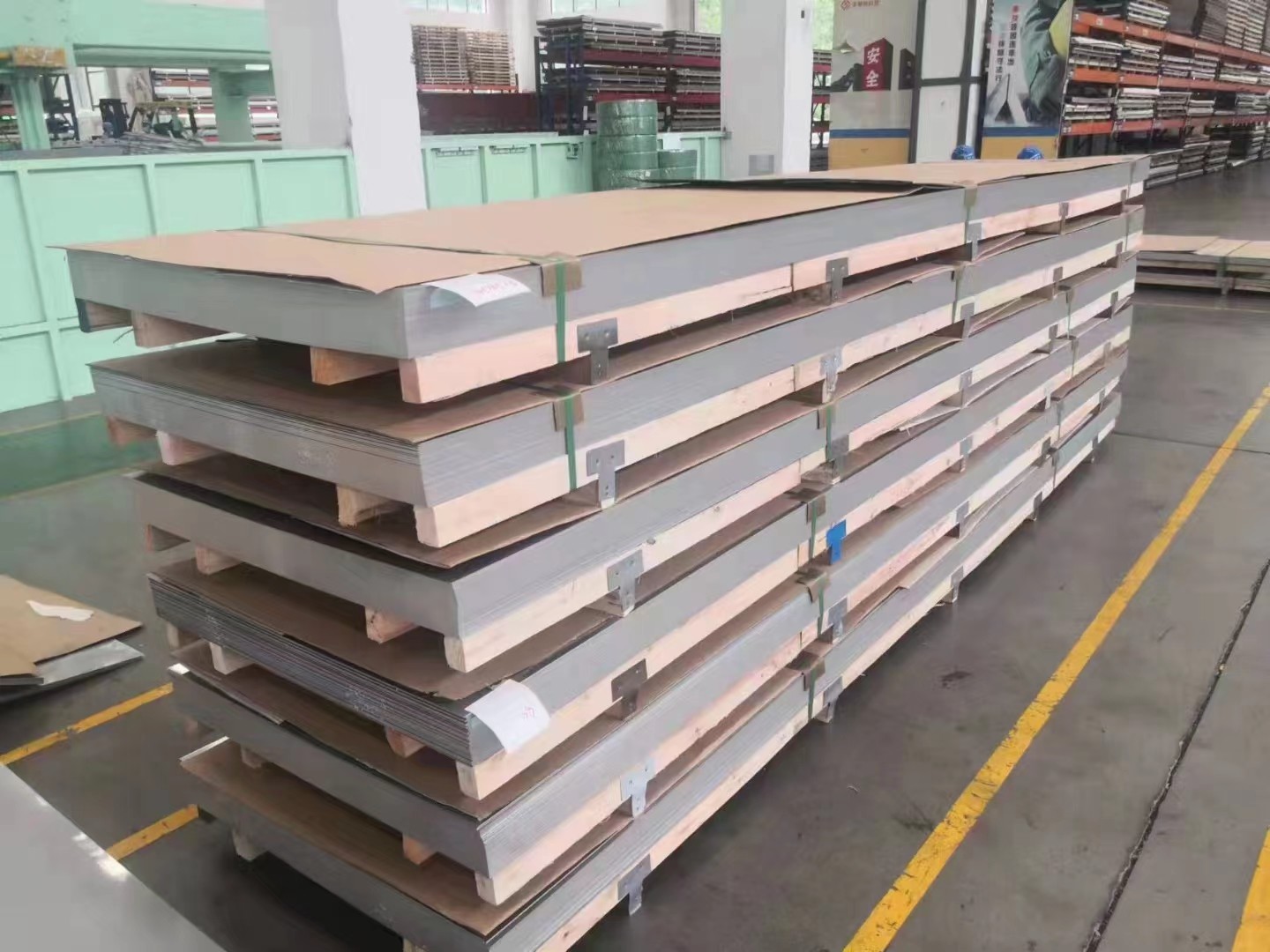 2B BA Hairline Mirror Finish 430 Stainless Steel Sheet AISI 0.3mm-150mm Thickness