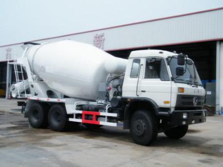 Dongfeng Concrete Mixing Transport Trucks , 6x4 10 Wheel 9 Cube Cement Mixer