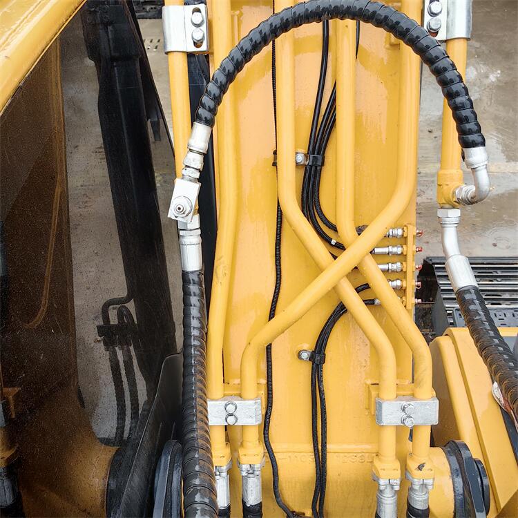 Used 20TON Large Hydraulic Mining Excavators Hyundai 220 On Promotion Sale HYUNDAI R220-9s