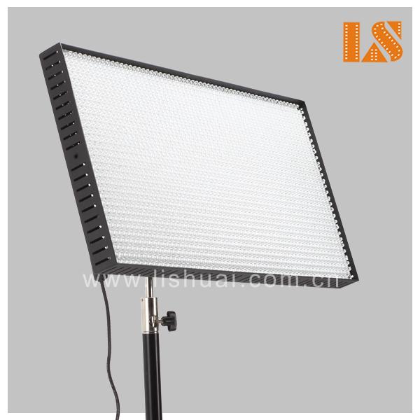 12000Lm Outdoor LED Light Panel For Photography TV Studio Lighting