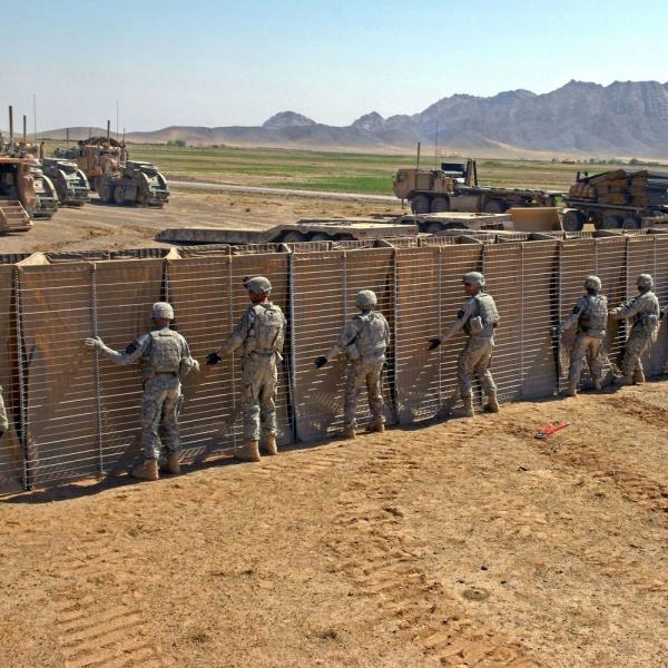 Hot Sale Defensive Barrier Earthy Welded Gabion Defensive Barriers Rock Cages