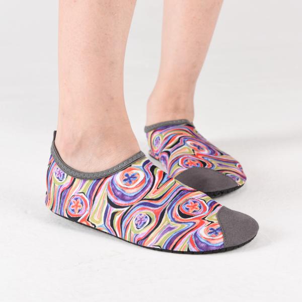 Van Gogh Style Aqua Water Shoes / Protective Barefoot Slip On Swim Shoes