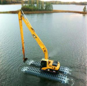 Wholesale Cat 320dl Komatsu PC200 Amphibious Excavator Long Boom Arm Digging The River Canal from china suppliers