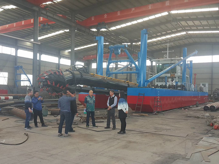 500m3/H-2000m3/H Dredging Capacity Dredger Vessel With 10 Meters Depth