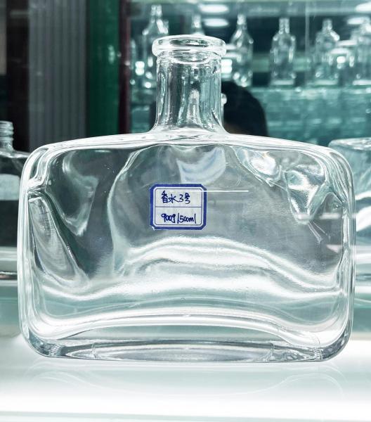 100ml 200ml 375ml 500ml 750ml 1000ml Clear Glass Bottle for Whiskey Vodka Brandy