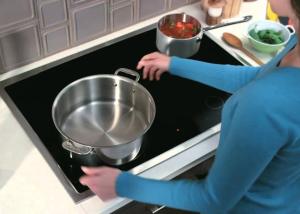 Wholesale ODM Electric Radiant 3 Burner Infrared Cooktop from china suppliers