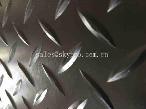Wholesale Heavy Weight Diamond Thread Rubber Mats Solid Safety Embossed Top IR Butyl Neoprene Fabric from china suppliers