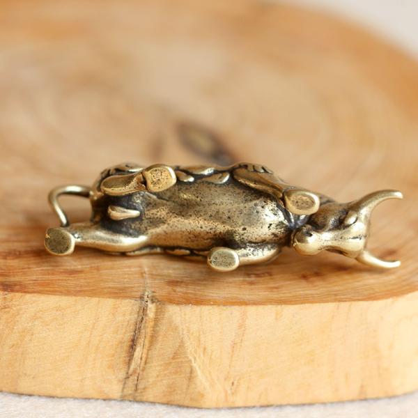 Brass Wall Street Bullfighting Key Ring Chinese Feng Shui Hanging Jewelry Decor Pendant Vintage Copper Lucky Bull Keychain
