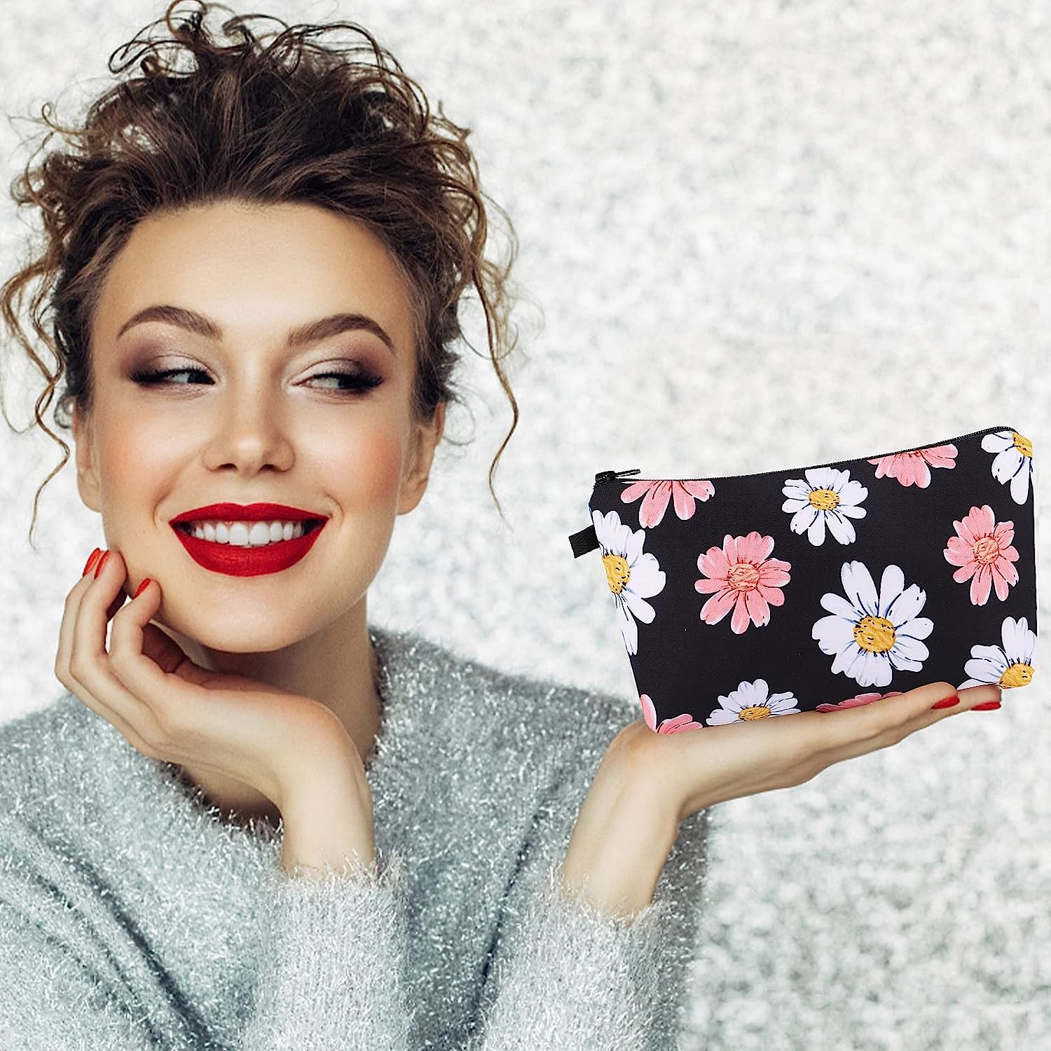 Women Cute Makeup Bag Travel Organizer Pouches with Zipper Sunflower Waterproof Printed Roomy Toiletry Bag