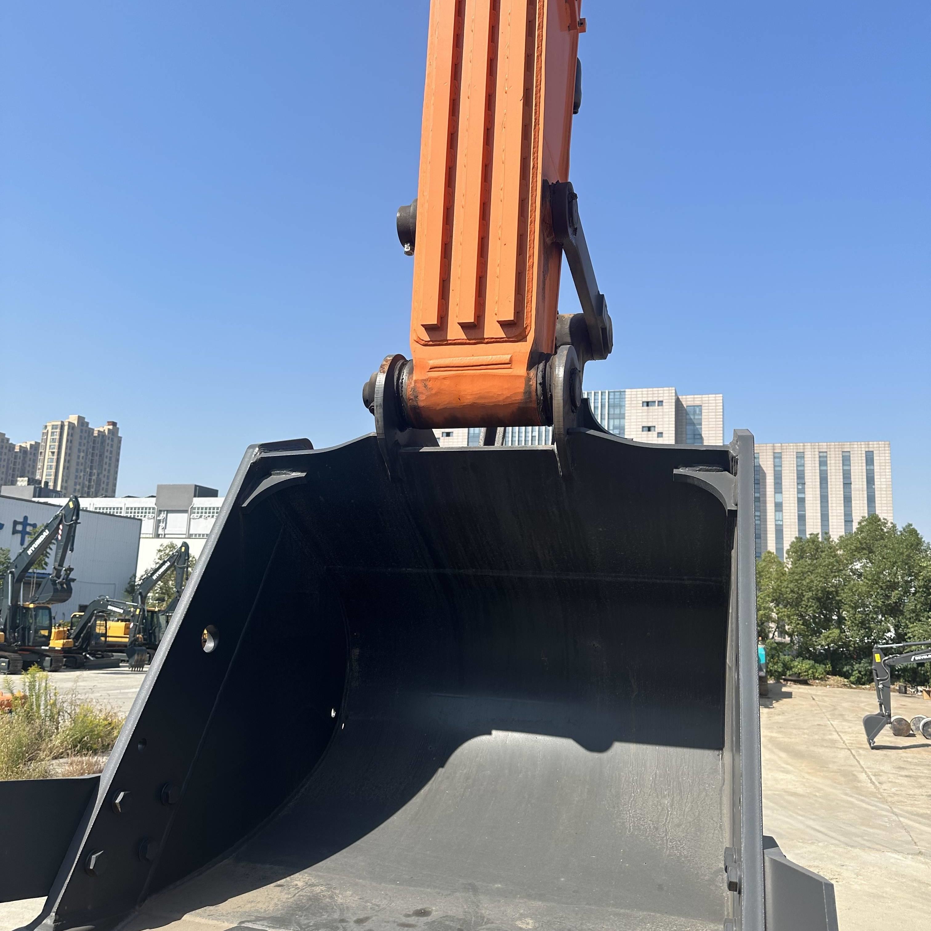 Used Doosan Digger DX215-9ACE Secondhand 21.5t Medium Type Crawler Excavator