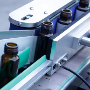 Automatic Stainless Steel 304/316 Oil Plastic Bottle Labeling Machine